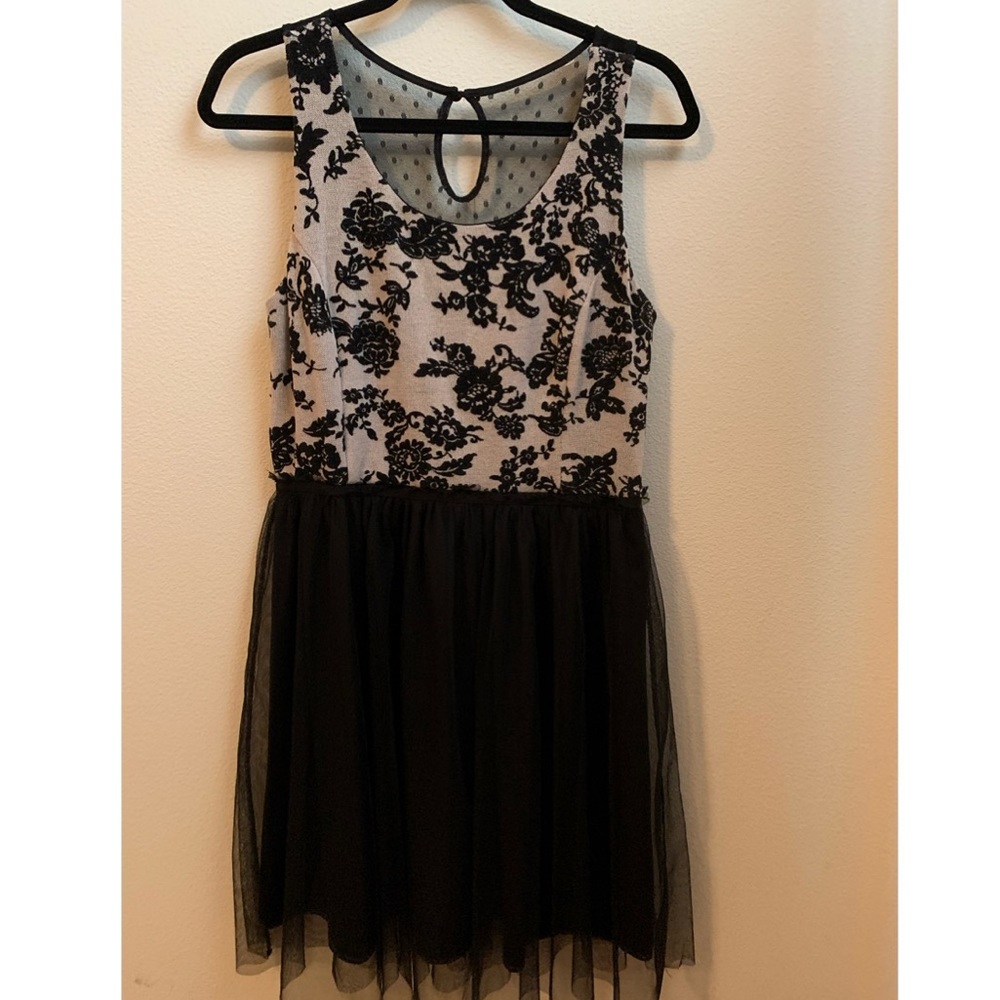 Women’s Dress